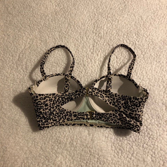 Bathing suit top - Picture 2 of 3